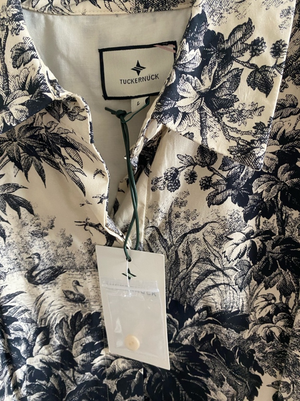 NWT Tuckernuck Black and Cream Toile Floral Delaney Dress Size Large - Picture 6 of 10